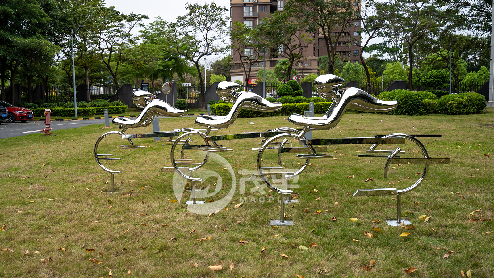 cyclist sculpture