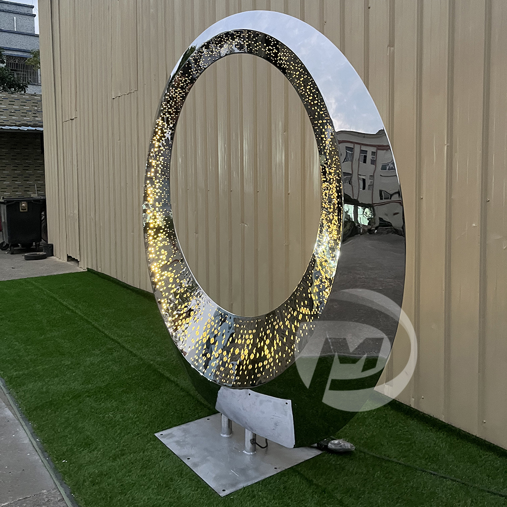 circle sculpture