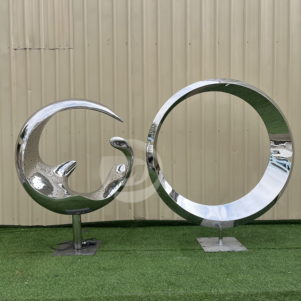 circular sculpture