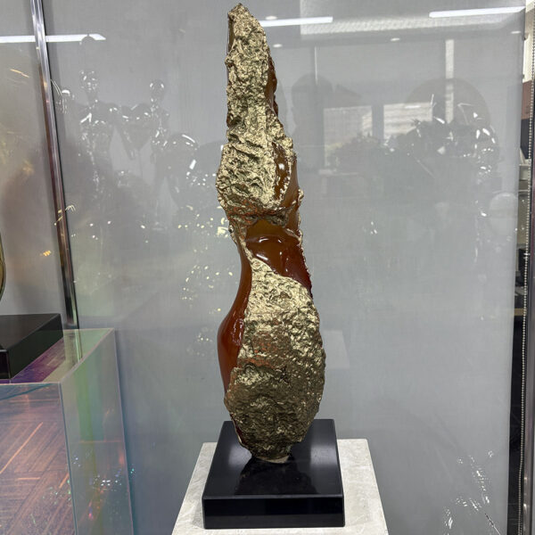 Resin Sculpture 085