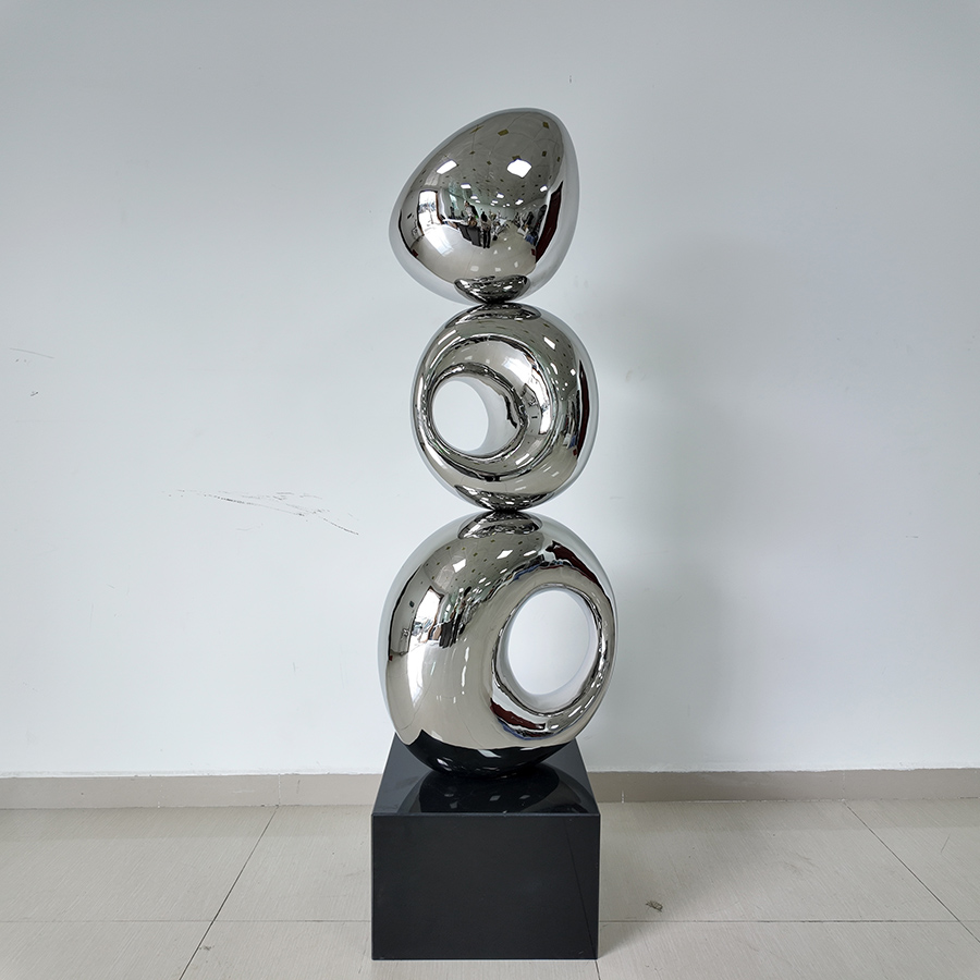 Mirror Polished Stainless Steel Abstract Sculpture for Luxury Interior Decor - Image 5